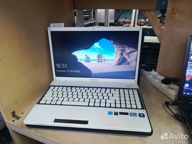 Ноутбук Samsung np300v5a