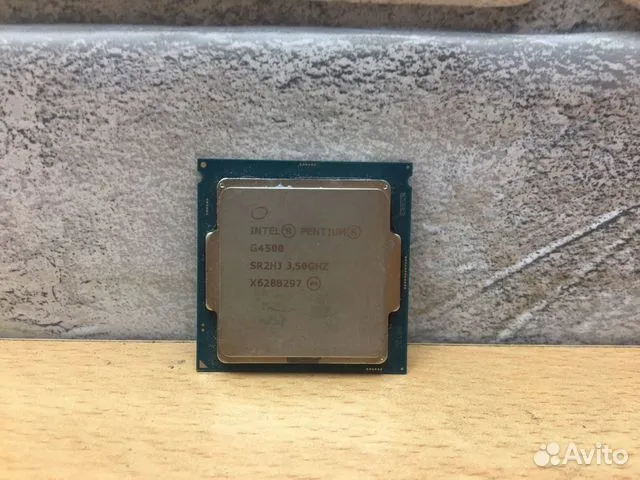 Комплектующие Intel Pentium G4500