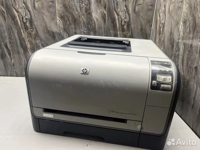 Лазерный цветной принтер HP Color LaserJet cp1515n