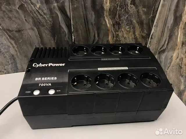 Ибп CyberPower BR700e живая батарея